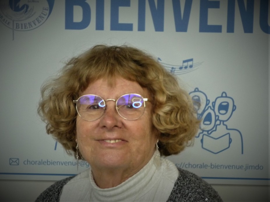 SAVALLE EVELYNE Soprano.jpg